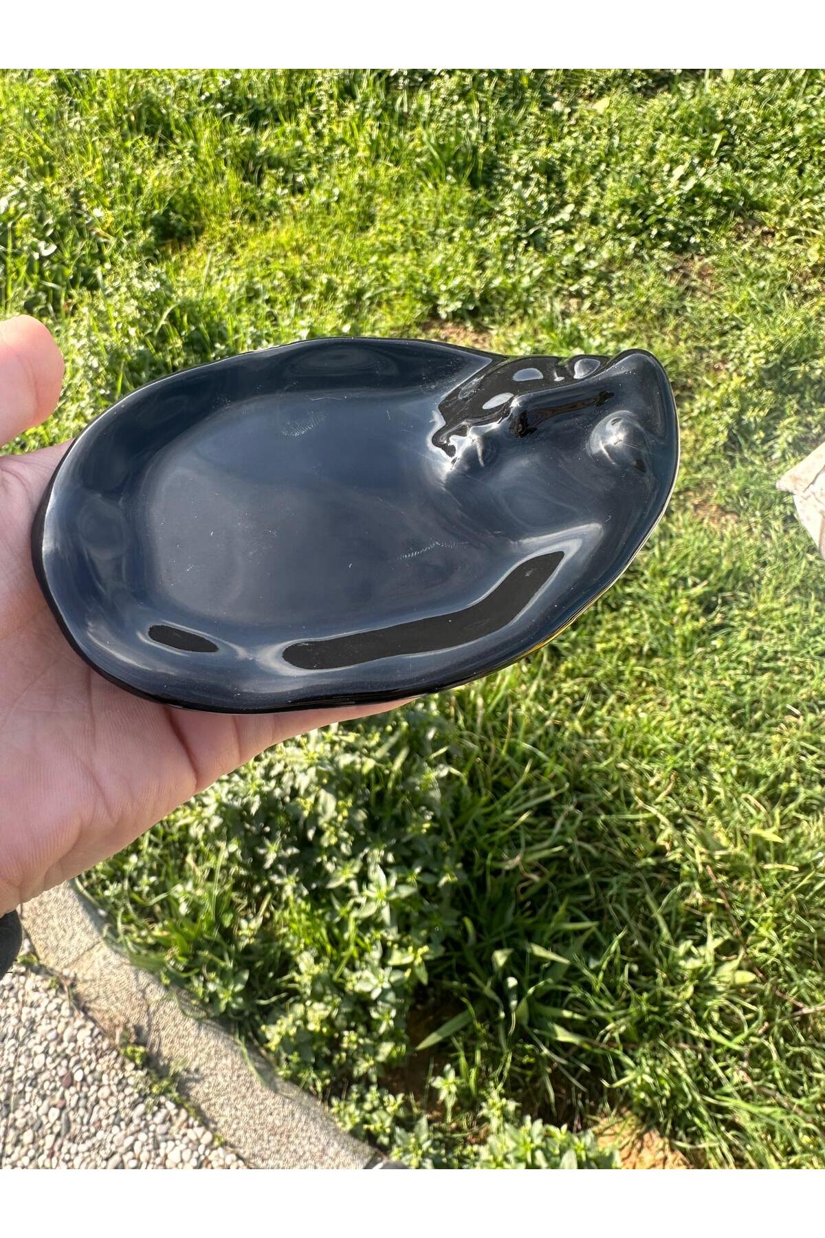 1 Adet Yüz Şekilli Model Takılık Organizer Kahve Fincan Altlığı Sunumlk | Kahve Yanı Sunumluk 12 Cm