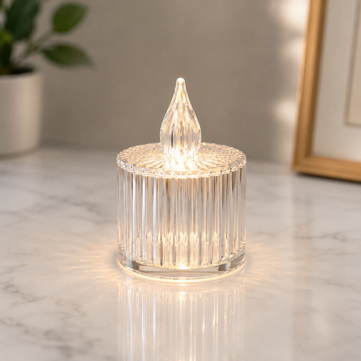 Çizgili Şeffaf LED Mum Işığı – Kristal Tasarımlı Gece Lambası