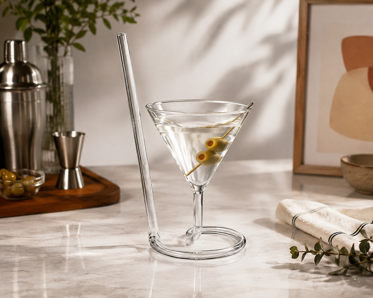 Borosilikat Cam Pipetli Kokteyl Bardağı – Spiral Ayaklı Martini Kadehi – Şeffaf Özel Tasarım Soğuk İçecek Bardağı