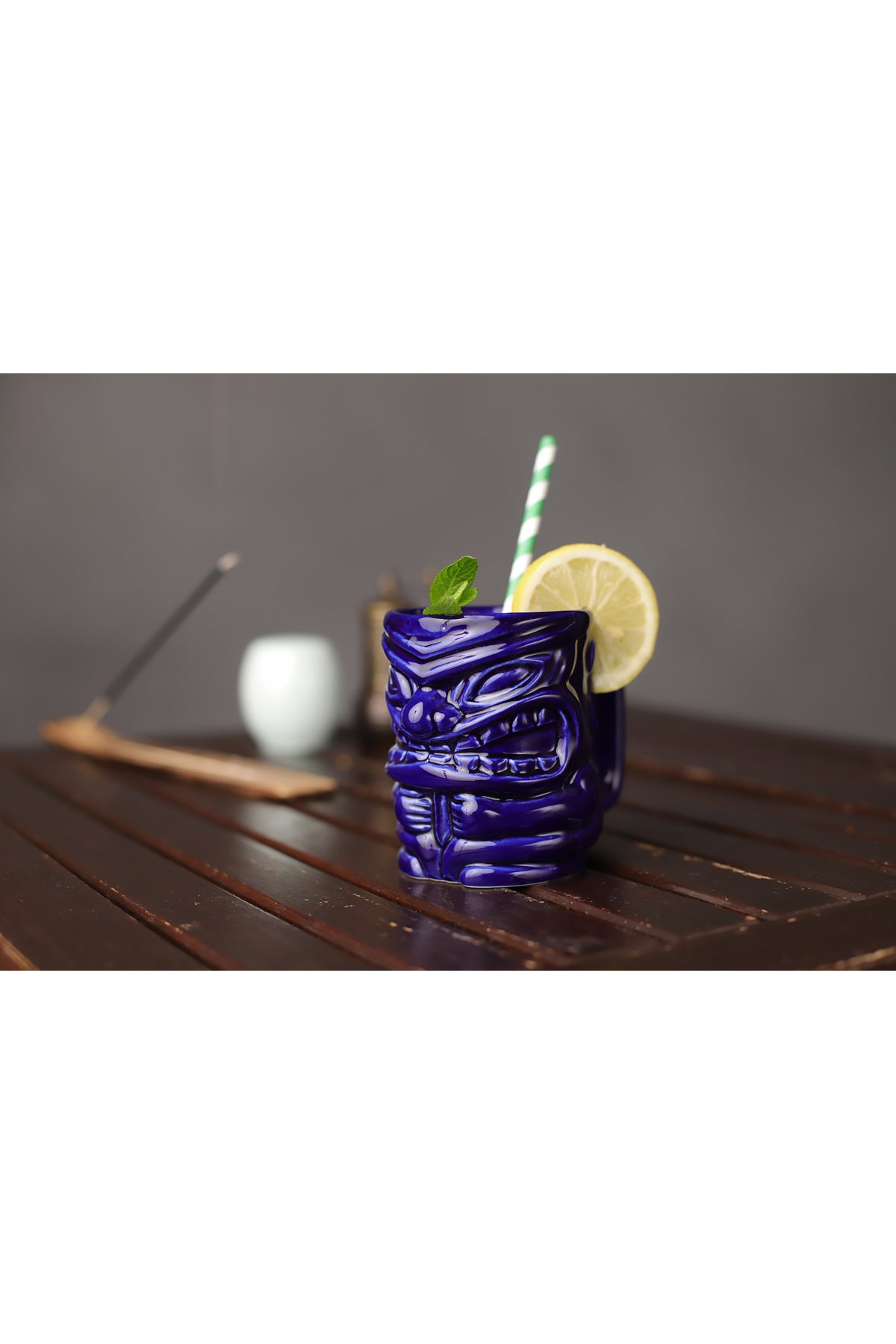 Tiki Kokteyl Ve Meşrubat Bardağı Kulplu 350 ml Lacivert Kupa C3