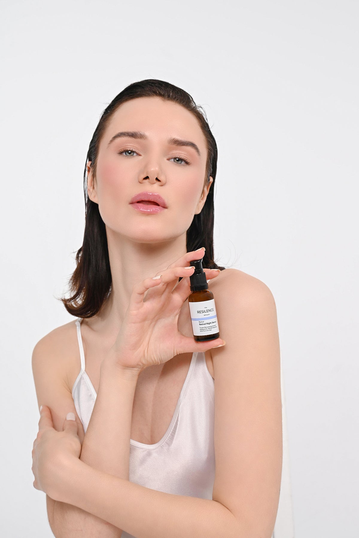 Yaşlanma Ve Kırışıklık Karşıtı Onarıcı Retinol (a Vitamini) Gece Serumu 30 Ml